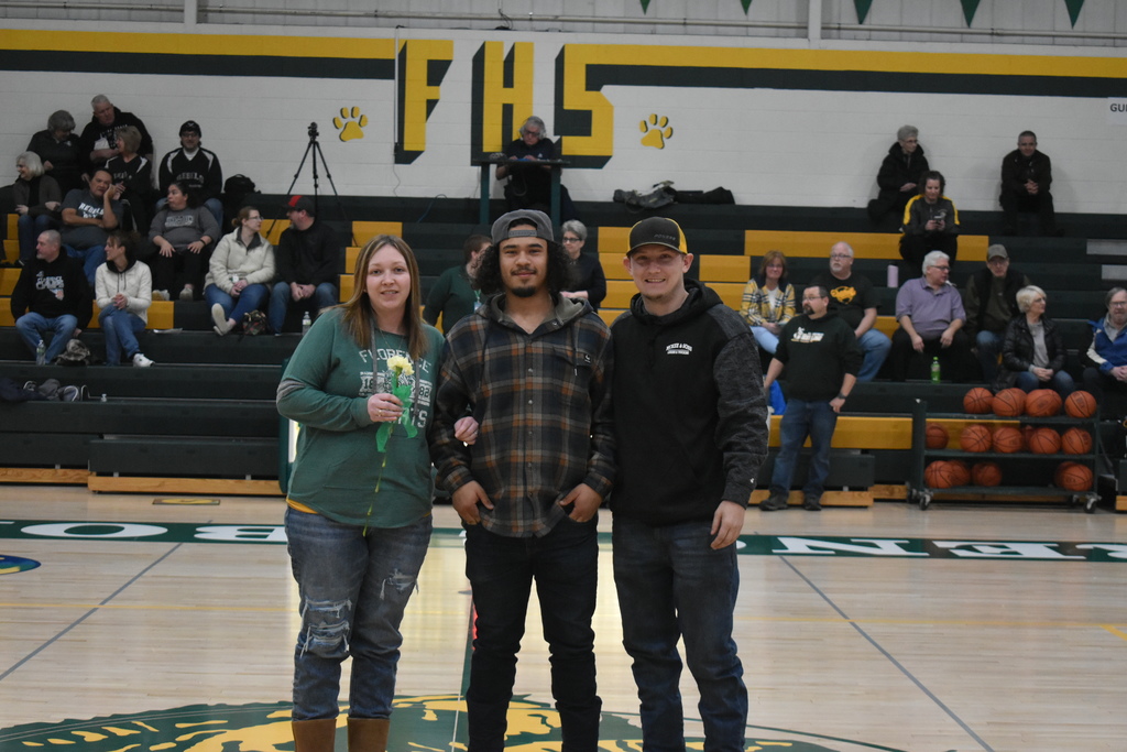 FHS Wrestlers and their parents